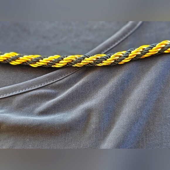 Lavender Field Bell Sleeve Tie Front Vneck Top Shirt W/ Gold & Black Necklace - Picture 6 of 13